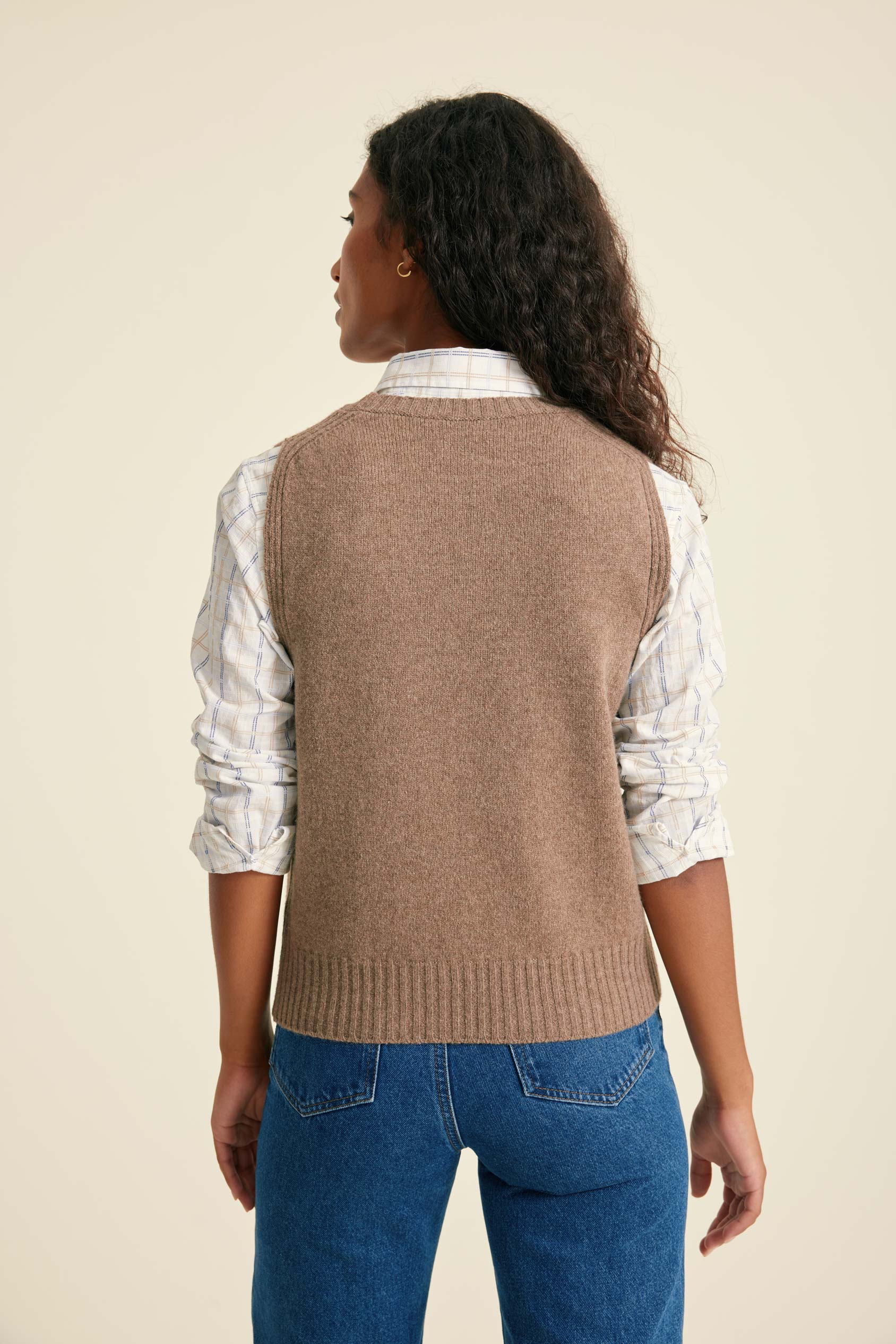 Ellerby Vest - Image 7