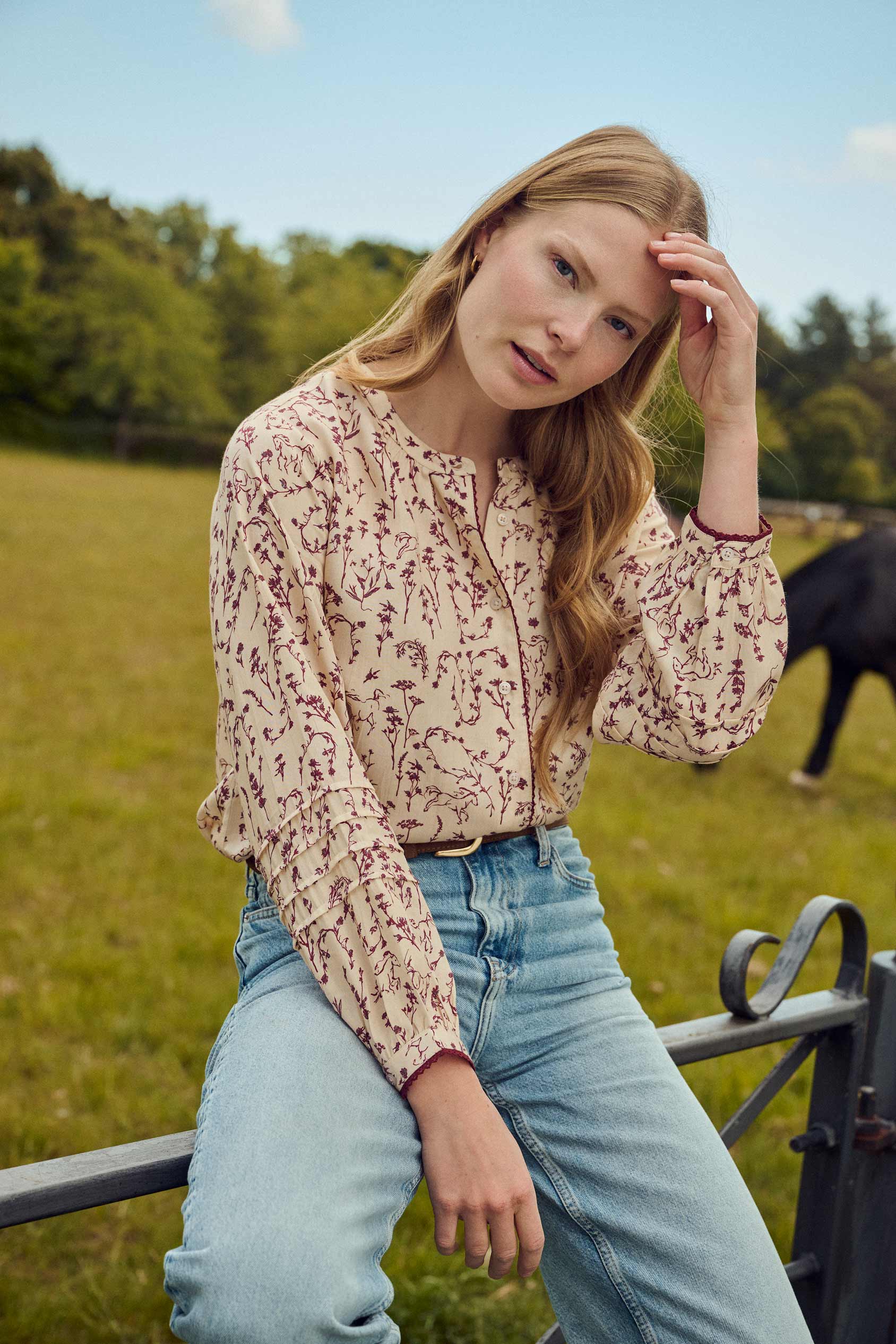 Iverna Printed Blouse - Image 4