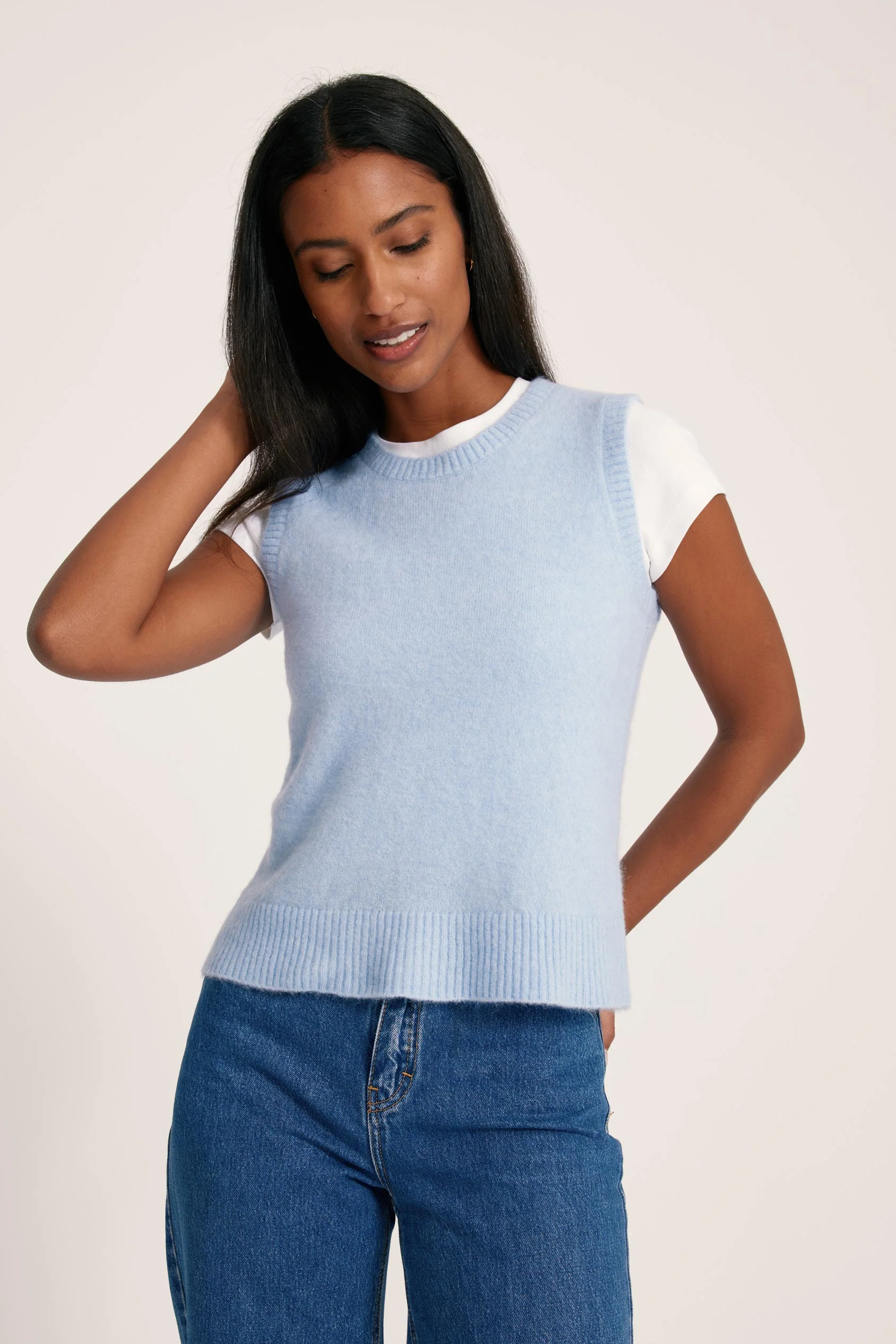 Munroe Fluffy Vest - Image 3