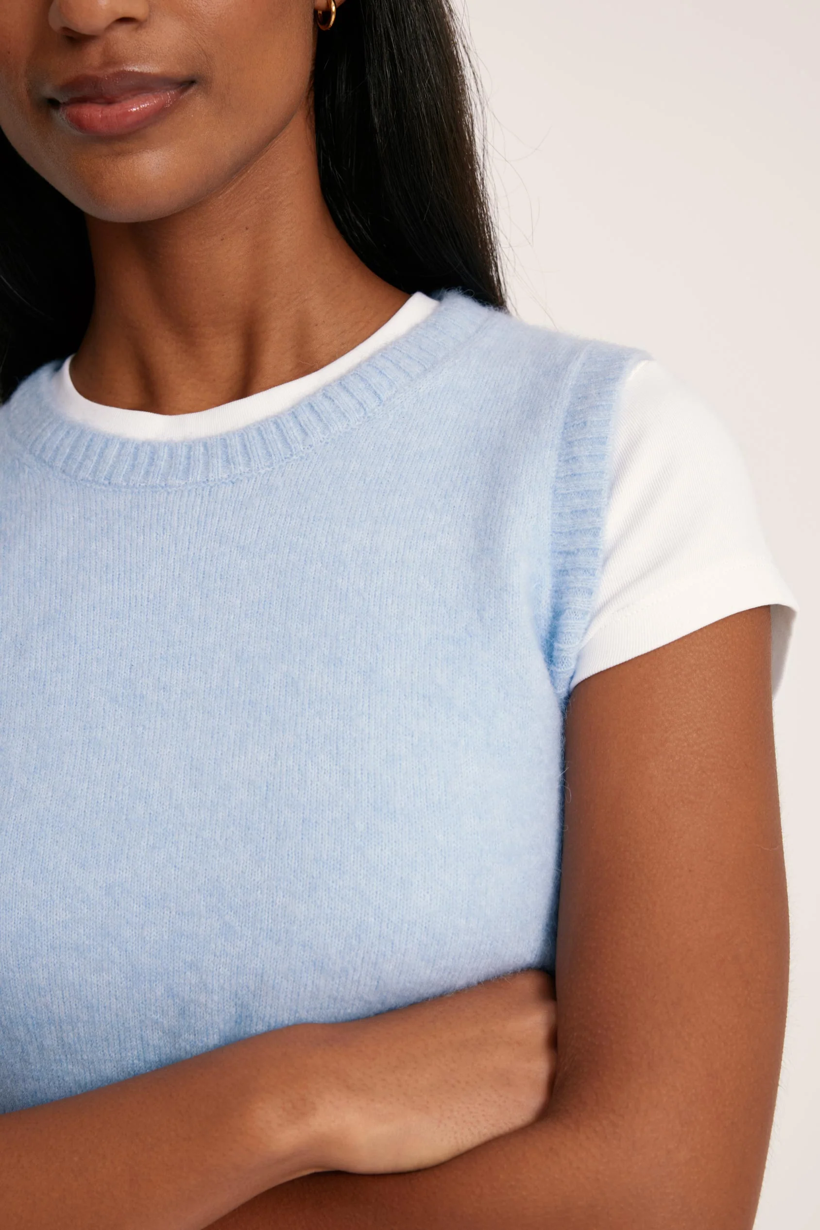 Munroe Fluffy Vest - Image 5