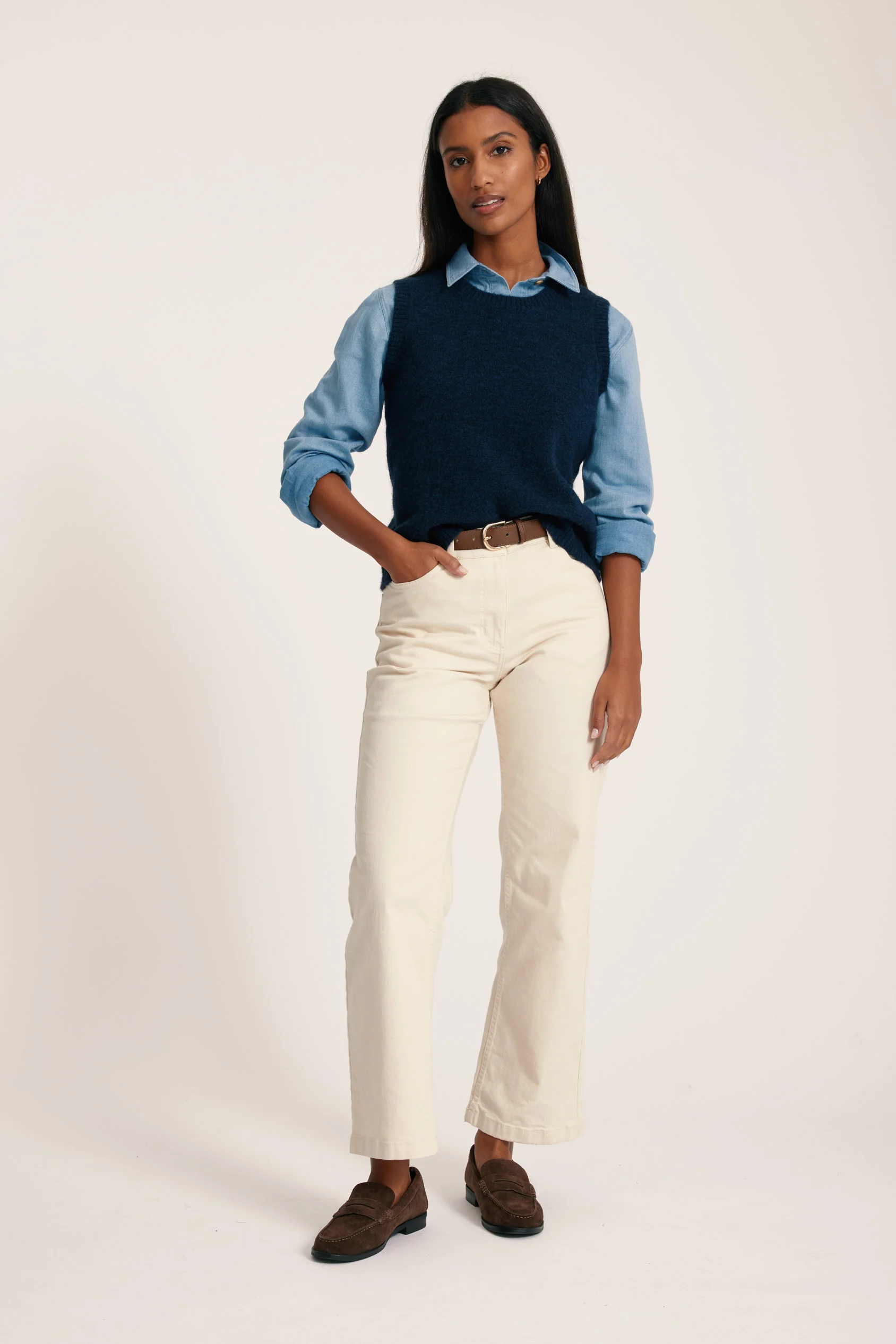 Munroe Fluffy Vest - Image 4