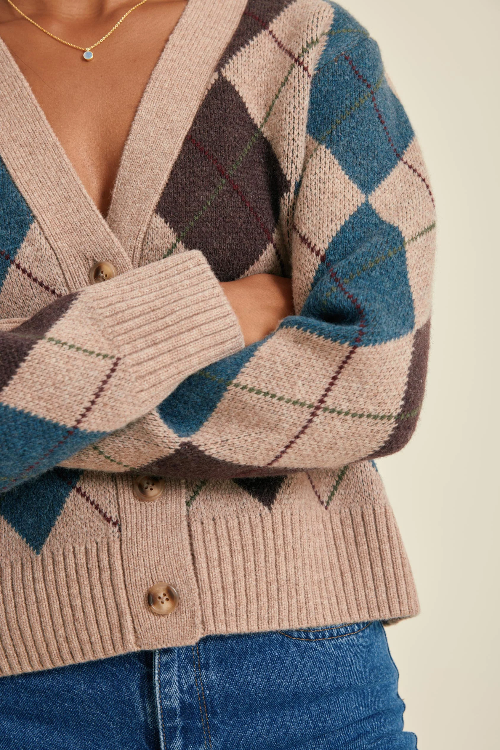Pembroke Argyle Cardigan - Image 3