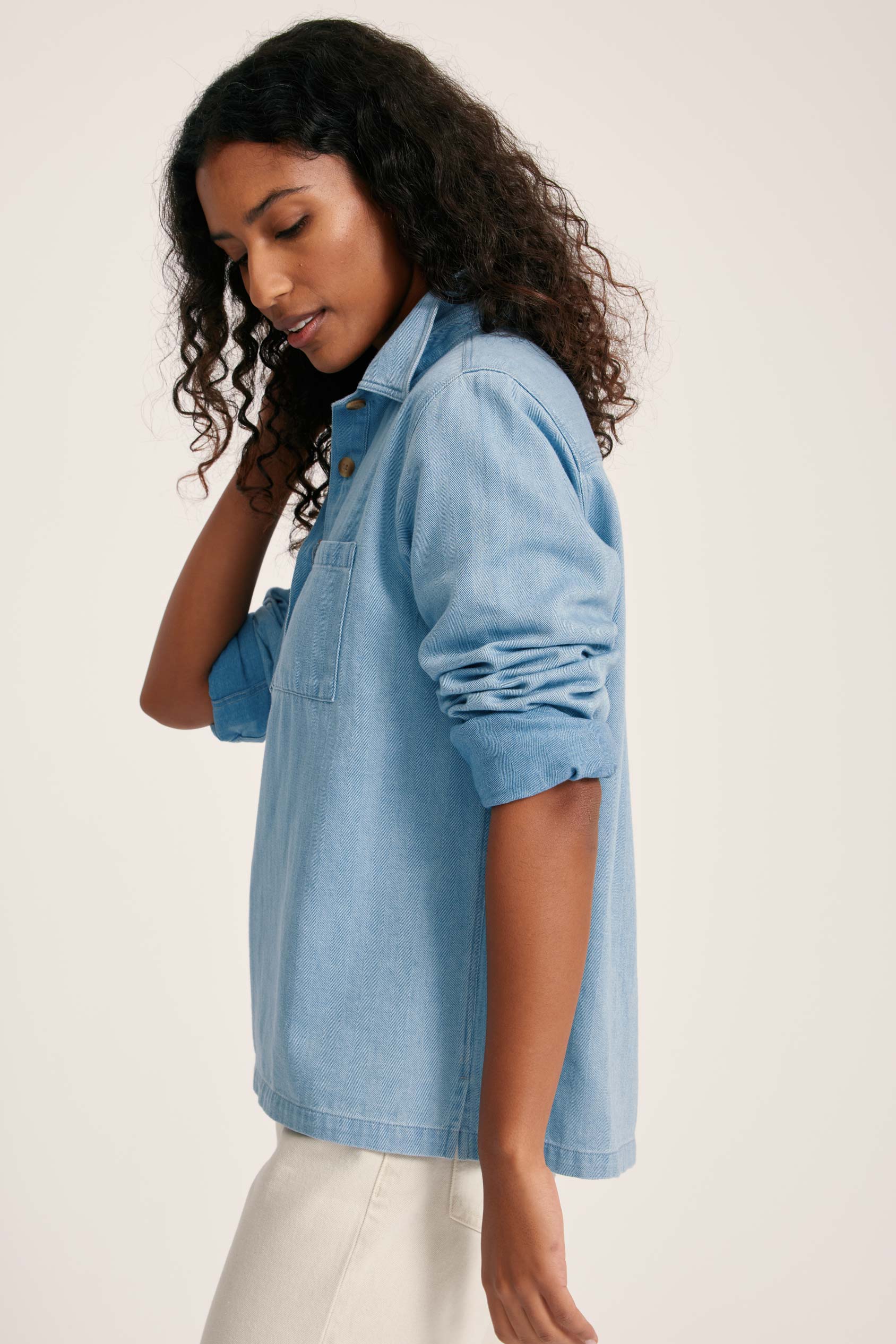Avery Herringbone Deckshirt - Image 5