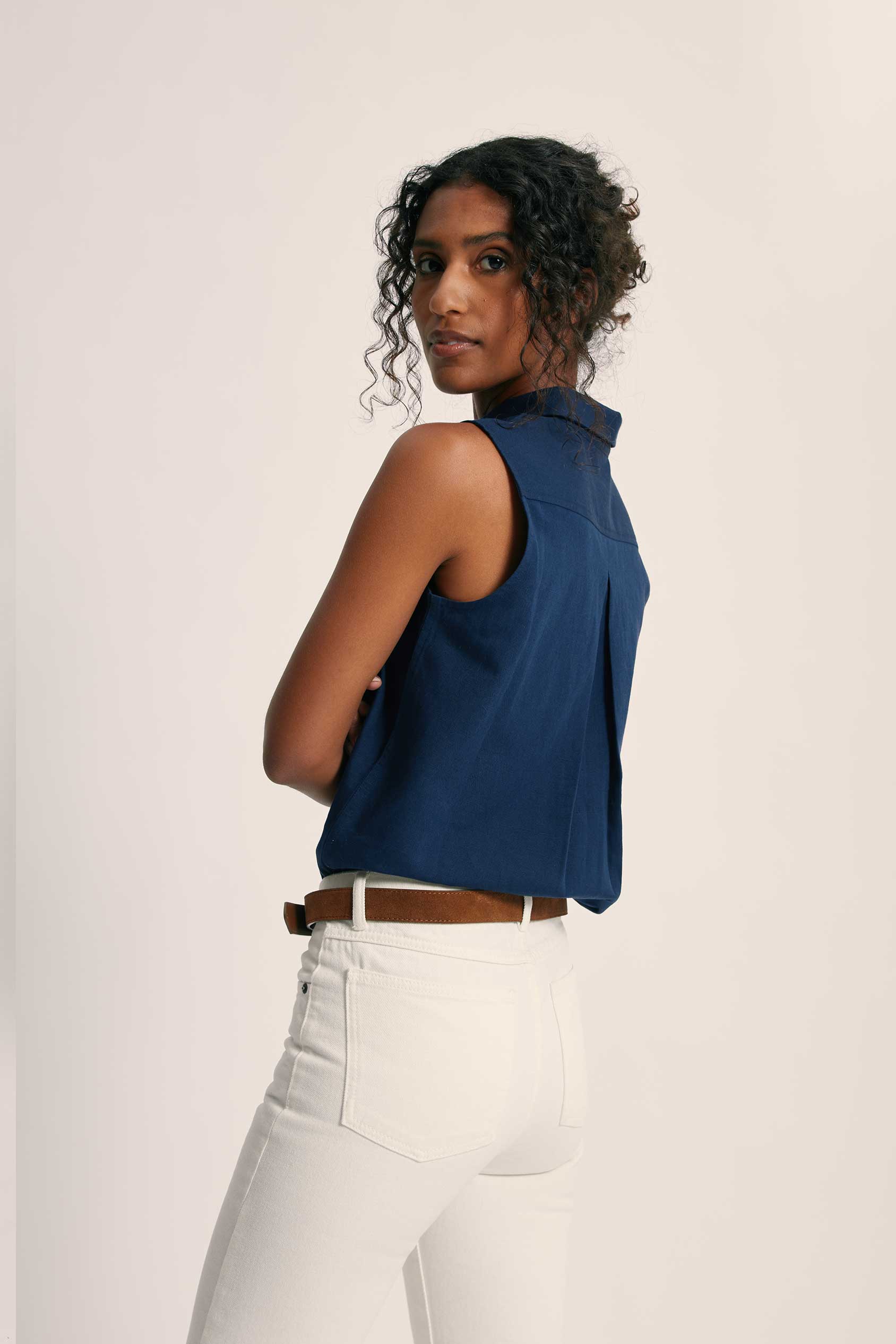 Spencer Linen Shirt - Image 4